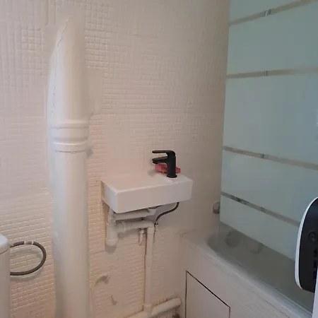 Studio Meuble Calme Quartier Drouot 75009 Appartement