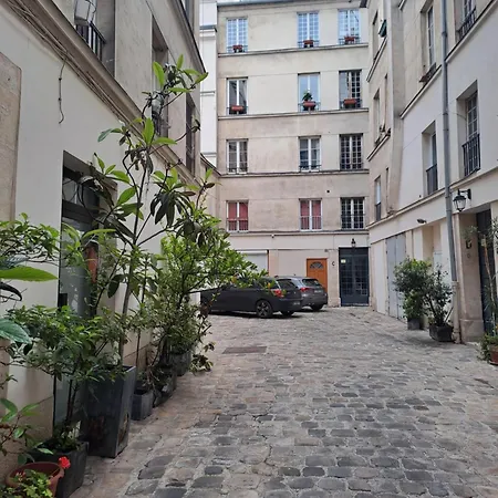 Studio Meuble Calme Quartier Drouot 75009 *